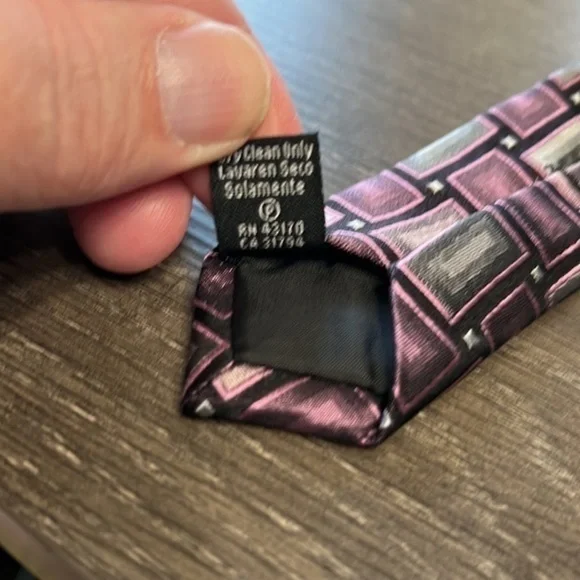 Crazy Horse by Claiborne Men’s Silk Necktie Purple-Pink-Gray - Picture 6 of 6